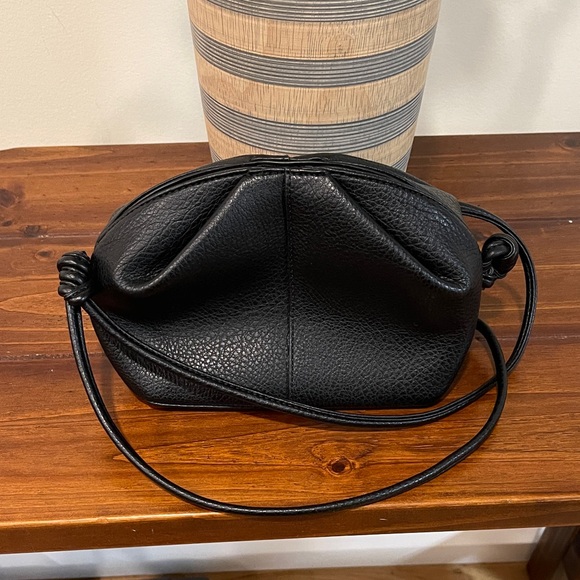 Banana Republic Factory Black Shoulder Bag - Picture 2 of 4
